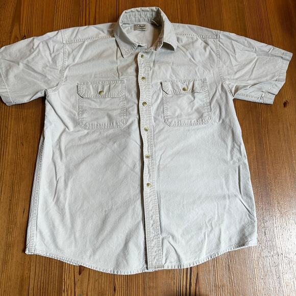 L.L. Bean cream heavy cotton short sleeve button up cargo shirt SIZE M - Picture 1 of 5